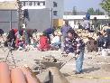 �gy (is) �p�lt az iskola